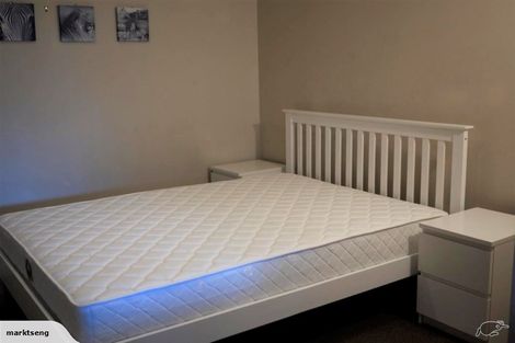 Photo of property in Tower Hill Apartments, 2b/1 Emily Place, Auckland Central, Auckland, 1010