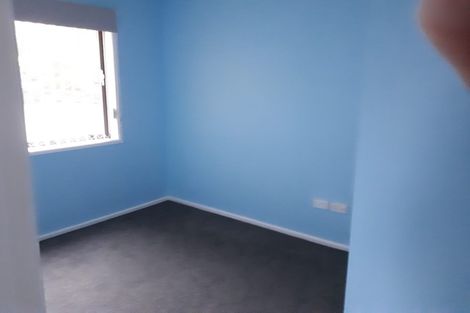 Photo of property in 8 Kumar Place, The Gardens, Auckland, 2105