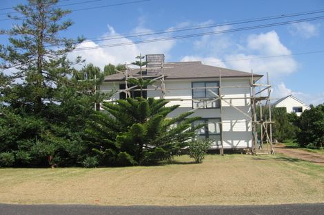Photo of property in 3 Nikau Road, Oneroa, Waiheke Island, 1081