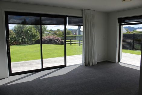 Photo of property in 10 Moemoea Place, Cambridge, 3434