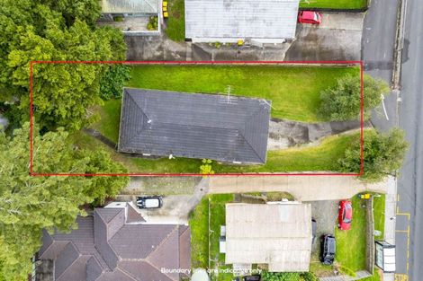 Photo of property in 2/79 Archers Road, Hillcrest, Auckland, 0629