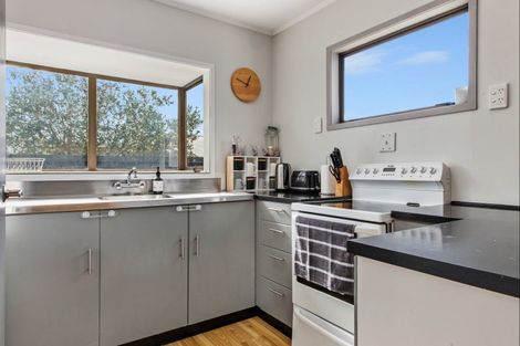 Photo of property in 35 Matavai Street, Mount Maunganui, 3116
