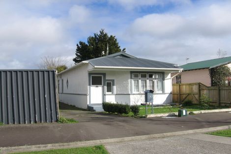 Photo of property in 9 Weston Avenue, Roslyn, Palmerston North, 4414