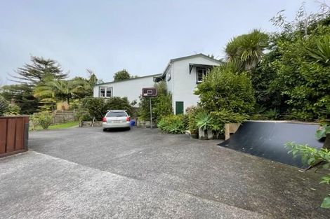 Photo of property in 38 Hythe Terrace, Mairangi Bay, Auckland, 0630