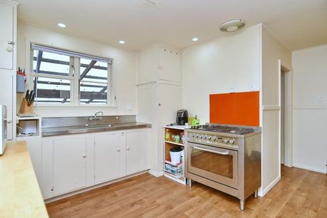 Photo of property in 54 Rowcliffe Crescent, Avonside, Christchurch, 8061