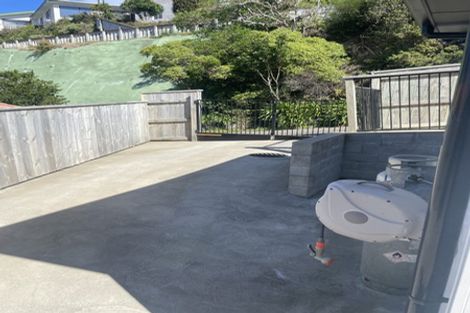 Photo of property in 8 Atlanta Grove, Brooklyn, Wellington, 6021