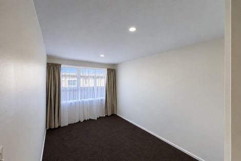 Photo of property in 2/16 Division Street, Riccarton, Christchurch, 8041