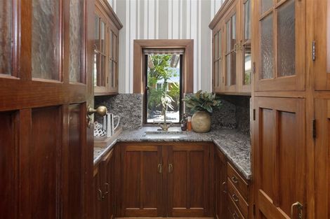 Photo of property in 283 Papanui Road, Merivale, Christchurch, 8052