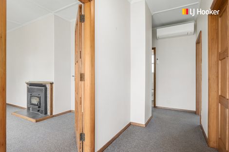 Photo of property in 52 Puketai Street, Andersons Bay, Dunedin, 9013