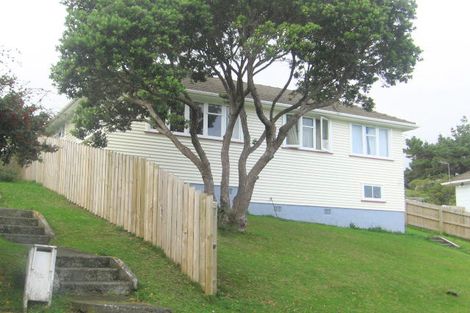 Photo of property in 15 King Crescent, Ranui, Porirua, 5024