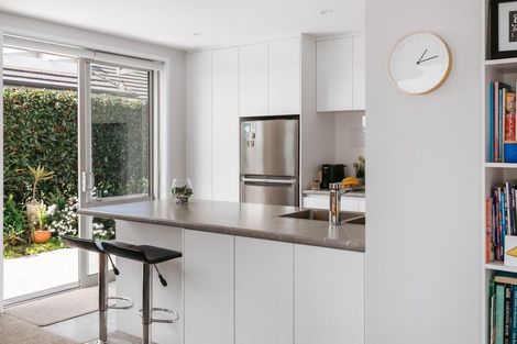 Photo of property in 9a Tui Glen, Omokoroa, 3114