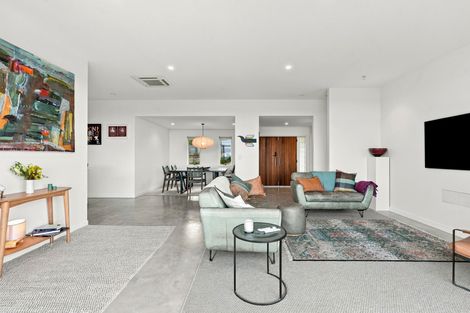 Photo of property in 33 Lax Crescent, Leigh, 0985