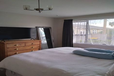 Photo of property in 64 Barton Street, Woolston, Christchurch, 8023