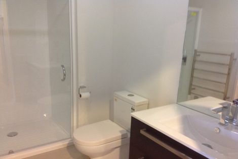 Photo of property in 2c/136 Stancombe Road, Flat Bush, Auckland, 2016