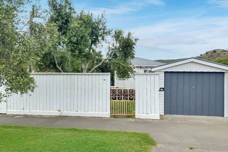 Photo of property in 90 Nayland Street, Sumner, Christchurch, 8081