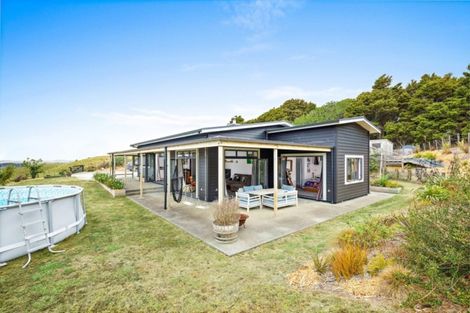 Photo of property in 287 J V Grant Road, Wellsford, 0973