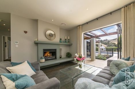 Photo of property in 1030 Peak Road, Helensville, 0875