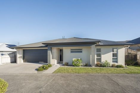 Photo of property in 43a Puhirake Crescent, Pyes Pa, Tauranga, 3112