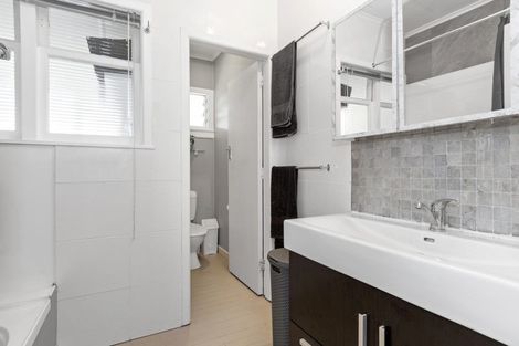 Photo of property in 12 Hillstone Avenue, Gate Pa, Tauranga, 3112