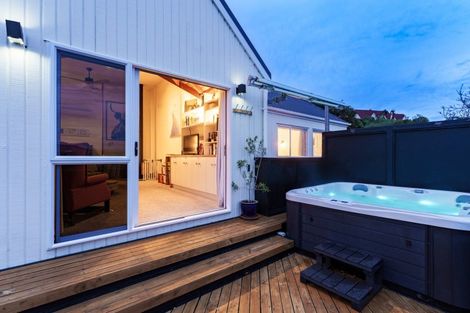 Photo of property in 1 Brugh Place, Waverley, Dunedin, 9013