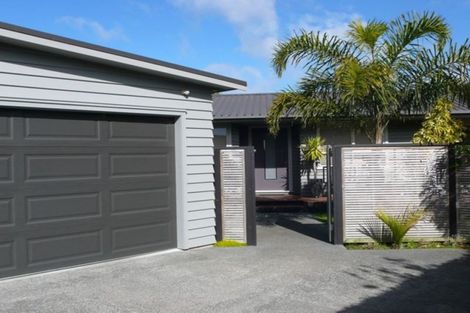 Photo of property in 12 Mccracken Road, Mount Wellington, Auckland, 1060