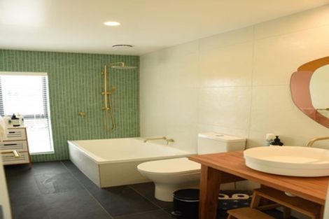 Photo of property in 171a Beach Haven Road, Beach Haven, Auckland, 0626