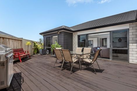 Photo of property in 42 Marion Crescent, Papamoa Beach, Papamoa, 3118
