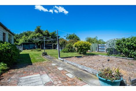 Photo of property in 39 Rhodes Street, Waimate, 7924