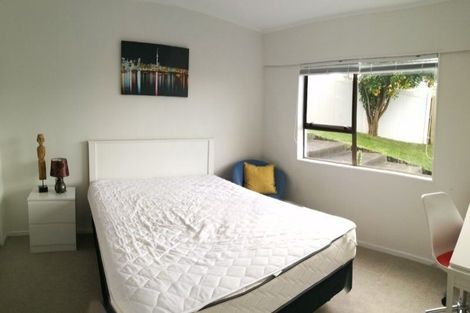 Photo of property in 2/47 Channel View Road, Campbells Bay, Auckland, 0630