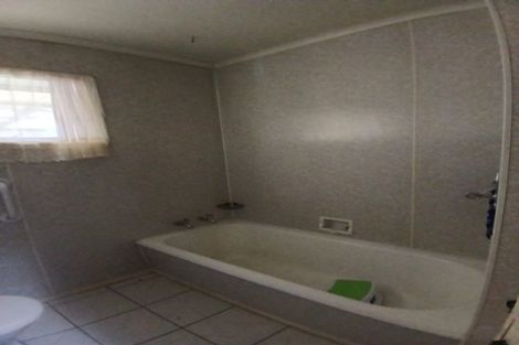 Photo of property in 60 Hillsborough Road, Hillsborough, Auckland, 1042