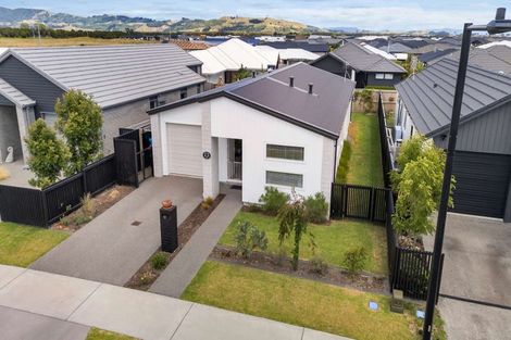 Photo of property in 12 Empire Crescent, Papamoa, 3118