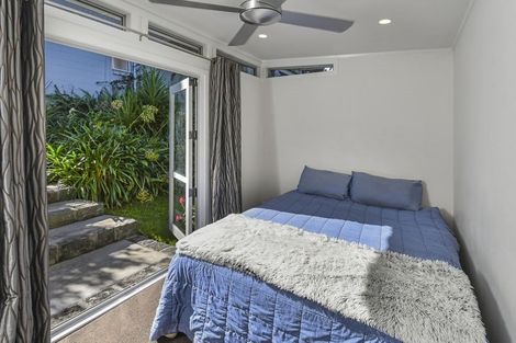 Photo of property in 26 Macnay Way, Murrays Bay, Auckland, 0630