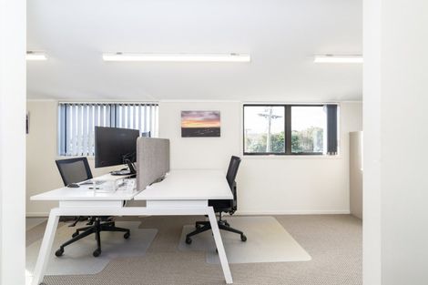 Photo of property in 13 Wallis Street, Raglan, 3225