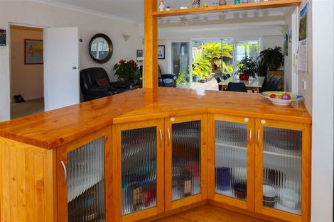 Photo of property in 180 Kawaha Point Road, Kawaha Point, Rotorua, 3010