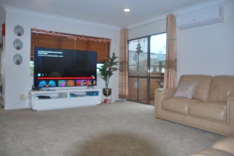 Photo of property in 14b Lesa Annis Place, Henderson, Auckland, 0612