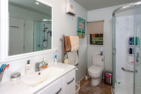 Photo of property in 216 Given Avenue, Whangamata, 3620