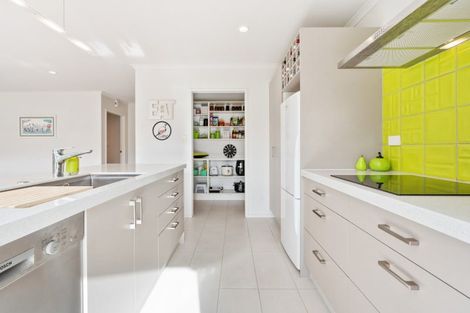 Photo of property in 20 Stace Hopper Drive, One Tree Point, 0118