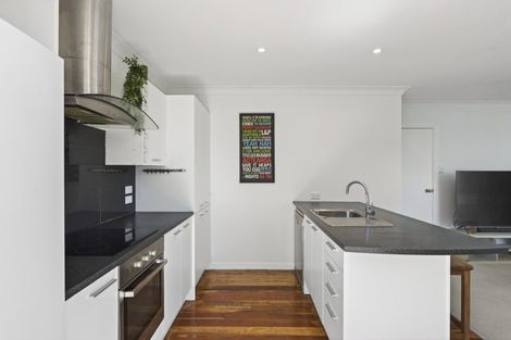 Photo of property in 281 Tukapa Street, Hurdon, New Plymouth, 4310