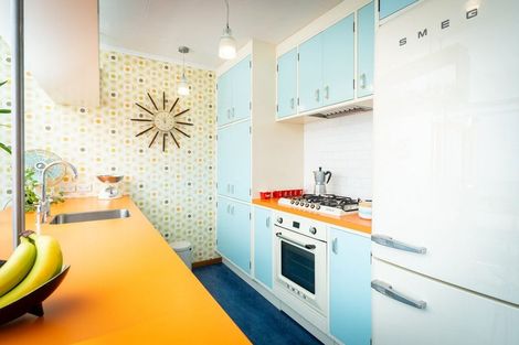 Photo of property in 158 The Esplanade, Houghton Bay, Wellington, 6023