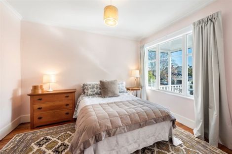 Photo of property in 24 Examiner Street, Nelson, 7010