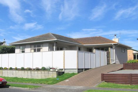 Photo of property in 108 Valley Road, Mount Maunganui, 3116