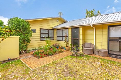 Photo of property in 216 Given Avenue, Whangamata, 3620