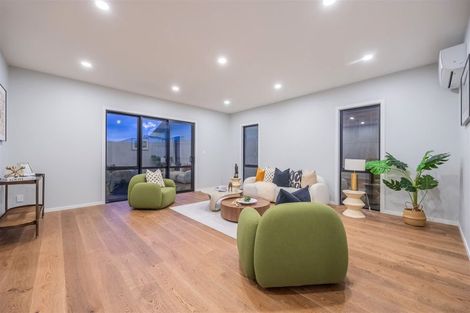 Photo of property in 20 Lewis Younie Road, Kumeu, 0810