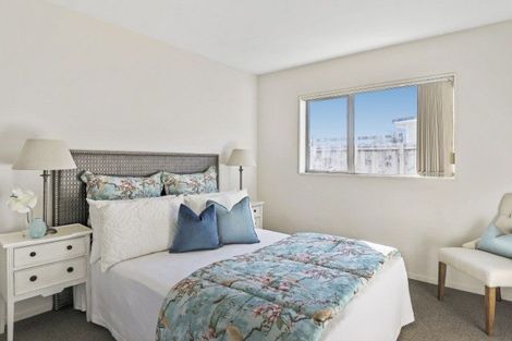 Photo of property in 36 Popokatea Drive, Takanini, 2112