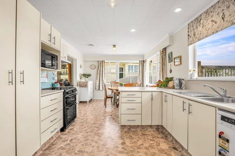 Photo of property in 34 Herbert Avenue, Cloverlea, Palmerston North, 4412