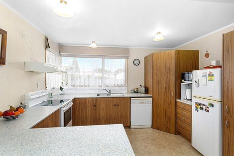 Photo of property in 66c Main Road, Titahi Bay, Porirua, 5022