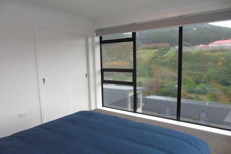 Photo of property in 2 Ara Paripari, Tawa, Wellington, 5028