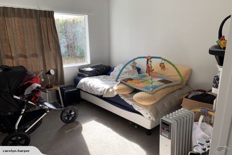 Photo of property in 2/30 Norwood Road, Bayswater, Auckland, 0622