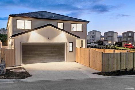 Photo of property in 60 Lime Hill Rise, Flat Bush, Auckland, 2019