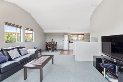 Photo of property in 12 Morere Street, Titahi Bay, Porirua, 5022